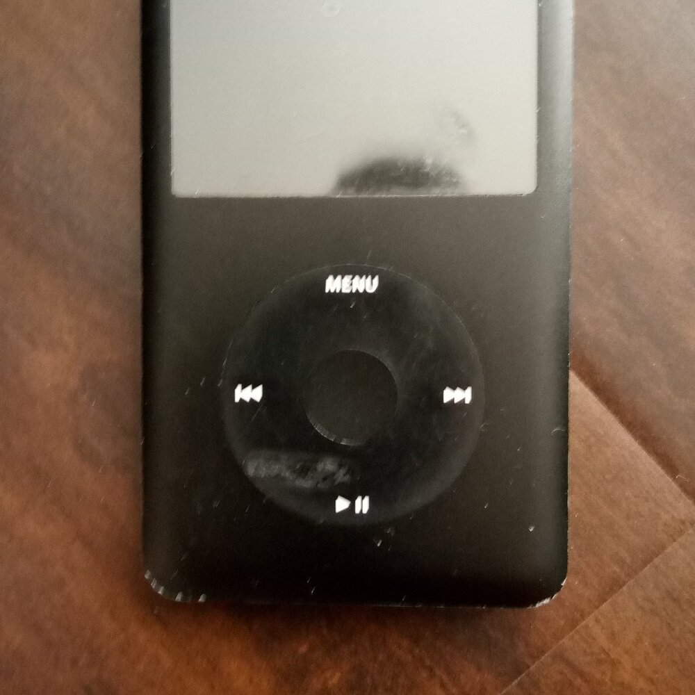 Generation 7th 80 GB Old Apple iPAD